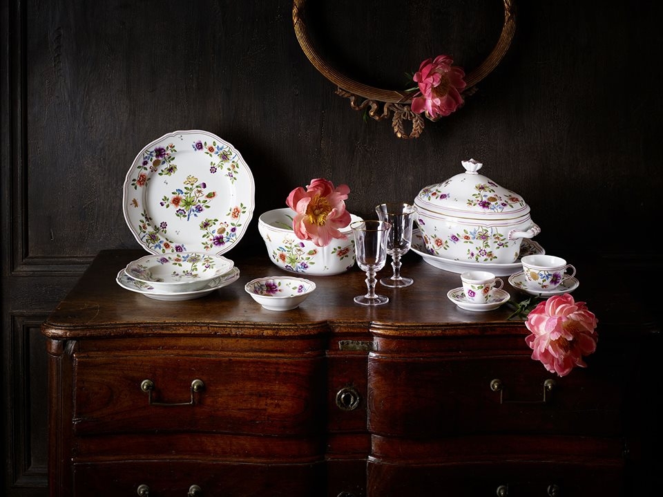 PORCELAIN TABLEWARE GRANDUCA COREANA