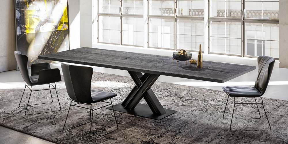 DINING TABLE VICTOR 1470 BY WOLFGANG C. R. MEZGER 2017