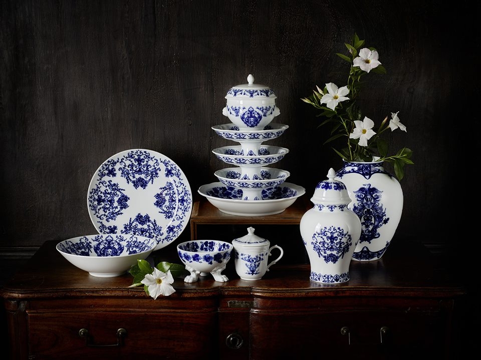 PORCELAIN TABLEWARE BABELE BLU