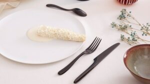 Cutlery collection L'AME DE CHRISTOFLE. Available in different finishes: stainless steel, copper stainless steel, black stainless steel and gold stainless steel.