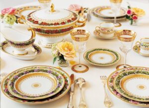 BERNARDAUD ROYALE - HISTORICAL PORCELAIN TABLEWARE BOTANIQUE