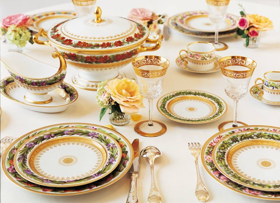 BERNARDAUD ROYALE - HISTORICAL PORCELAIN TABLEWARE BOTANIQUE