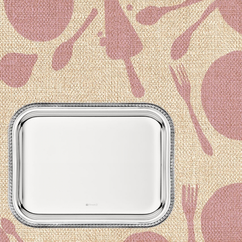 The elegant MALMAISON tray comes in different sizes, so you can choose the tray that suits you best! And do you know you can make it personnalized thanks to engraving?