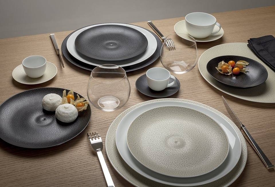 PORCELAIN TABLEWARE BULLE SABLE