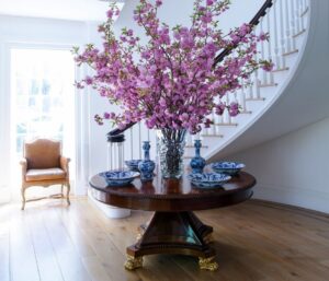 Created by GEORGES CHEVALIER in the 1930s, the C√âLIM√àNE vase represents a distinct technical feat and perfectly illustrates the geometrization of the typical Art Deco volumes.