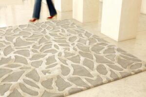 WOOL AND VISCOSE IN RELIEF RUG EPHEMERE