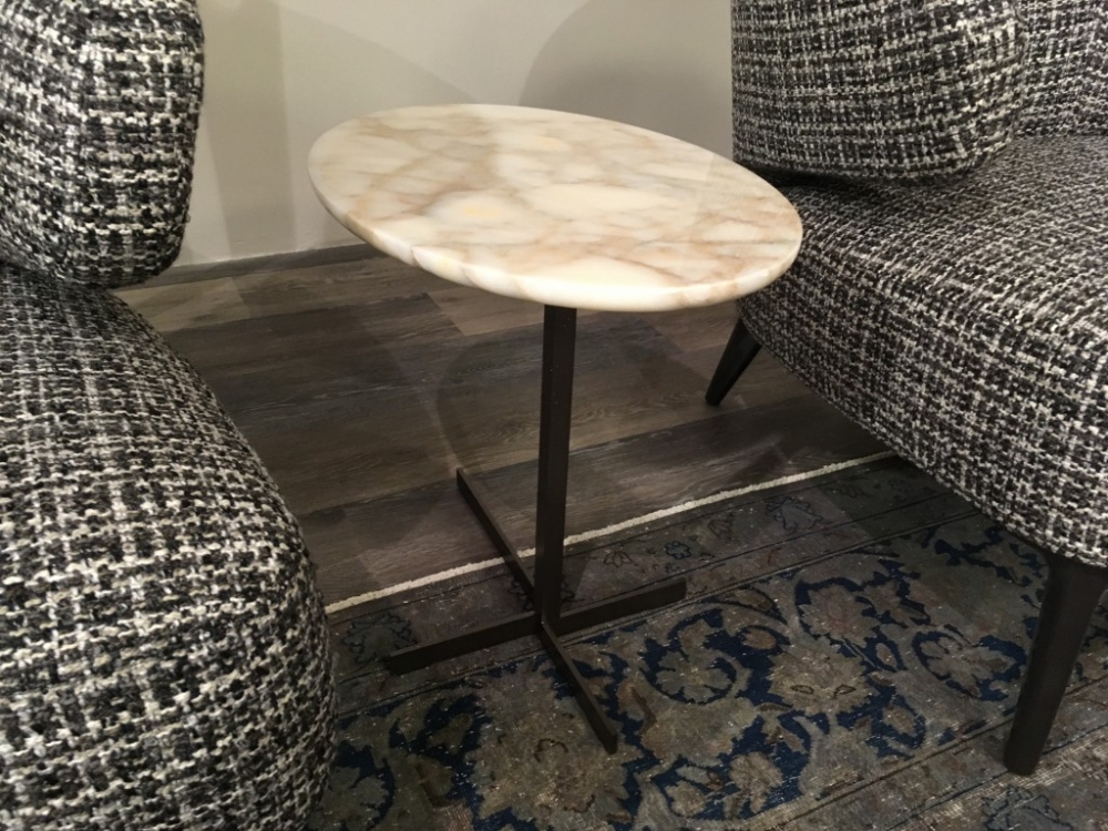 JOY JUT OUT side table by RODOLFO DORDONI