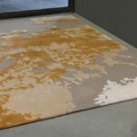 WOOL AND VISCOSE RUG MILOS