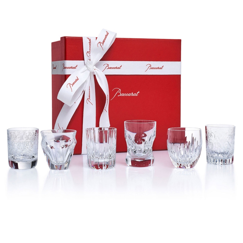 EVERYDAY LES MINIS. Miniature versions of six of the Baccarat's emblematic glasses, ‚ÄúLES MINIS‚Äù will add a new dimension to your receptions with brilliance and true style. This set contains 6 mini Tumblers: a MINI HARMONIE, MINI ROHAN, MINI PARMA, MINI ORIO, MINI TALLEYRAND and a MINI MASSENA. Price ‚Ç¨620