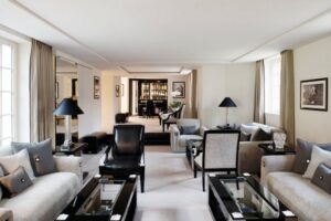 VILLA REN√â LALIQUE