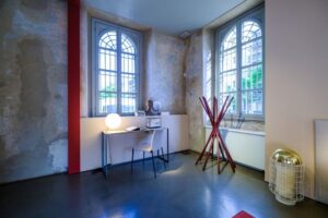 DESK CALAMO BY GABRIELE ROSA 2013FOLDING CLOTHES-STAND SCIANGAI BY DE PAS, D'URBINO, LOMAZZI 1973 , CHAIR LIA BY ROBERTO BARBIERI 1998, 1999