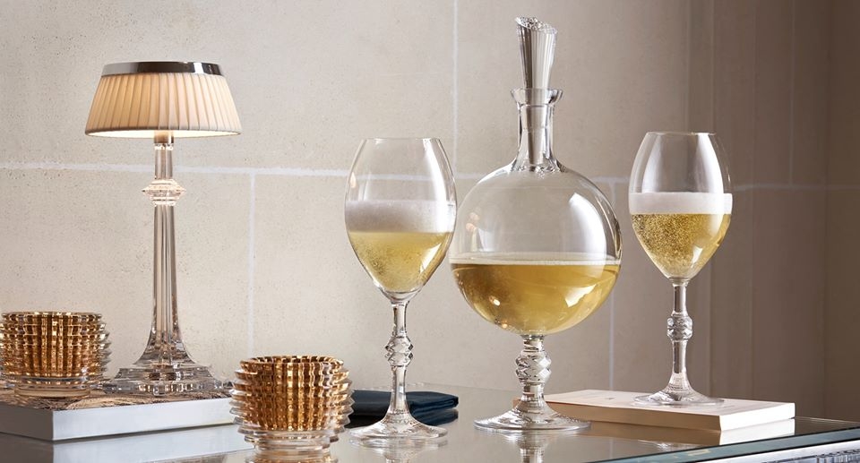 JCB PASSION champagne decanter. Baccarat unveils its very first champagne decanter. Signed JEAN-CHARLES BOISSET, this exclusive creation exalts the finesse of the bubbles and reveals the depth of the aromas. Served in the PASSION decanter, the champagne increases the taste sensations and illuminates the table with golden shades. The Baccarat lifestyle experience, in all its splendor, for sparkling moments.