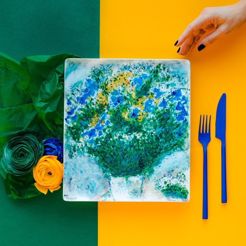 LES BOUQUETS DE FLEURS by  MARC CHAGALL.