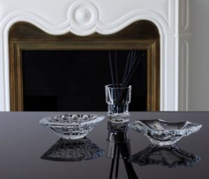 CADIX ashtray. The rippling effect on the surface of still water as it reacts to a splashing droplet. The kinetic effect after the √©clat of liquid is mesmerizing, and the graceful shapeliness of the CADIX ashtray‚Äôs edges authentically evokes this sense of organic flux. Witnessing this marvel would normally be a quick flash of magnificence, but the CADIX ashtray immortalizes this natural moment so that it may be appreciated in a lasting way.