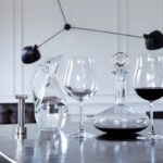 D√âGUSTATION GRAND BOURGOGNE glass. Extra large and therefore ample, the glasses in the D√âGUSTATION collection allow for an optimal concentration of aromas and an extraction of the richness of the bouquet of wines tasted. Specifically developed for oenological tasting, the Bordeaux wine glasses are egg-shaped, whereas a tulip shape enhances Burgundy wines. Sold in a set of two, they are a perfect gift for wine lovers in search of purity and light.