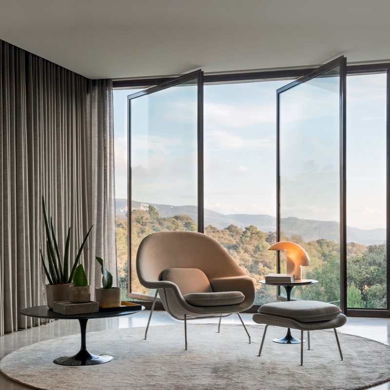 WOMB CHAIR by EERO SAARINEN 1948.