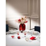 Like a delicately cut precious stone, the Baccarat OCTOGONE vase is a true gem. The signature Baccarat octagon from its chandeliers has been reinvented as a stunning vase. Its clear-cut lines, corners and curves beautifully reflect the surrounding light, showcasing fresh-cut flowers beautifully. Designer THOMAS BASTIDE has created an eye-catching delight in vibrant red. Its elegant style warms up your home and adds a special flair to contemporary home d√©cor.