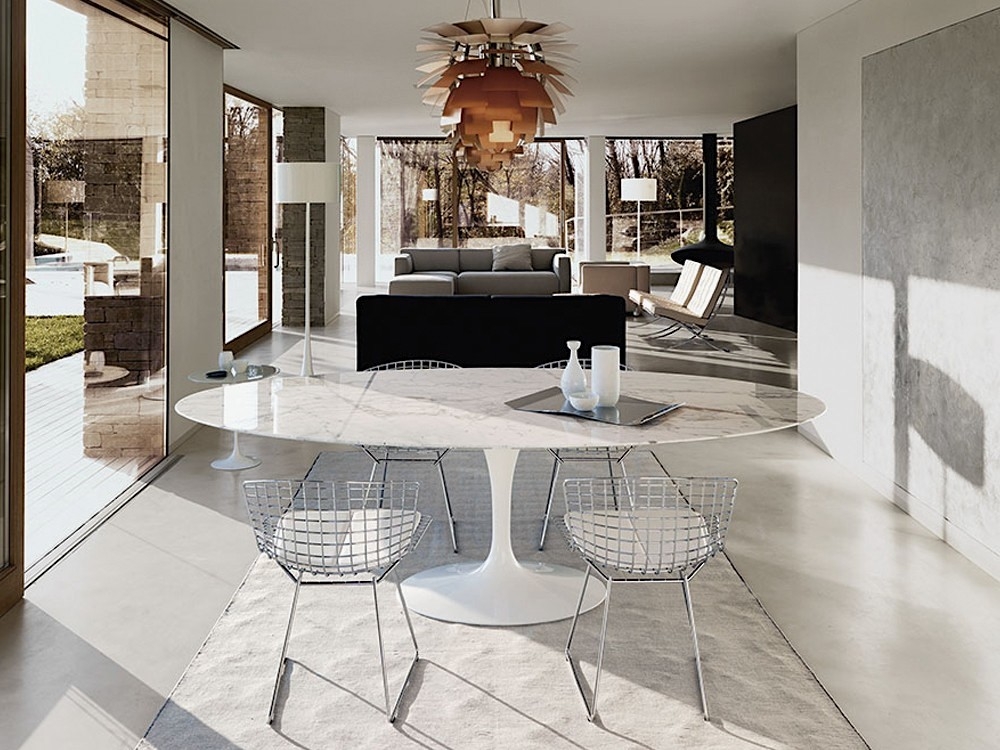 SAARINEN OVAL TABLE BY EERO SAARINEN 1957