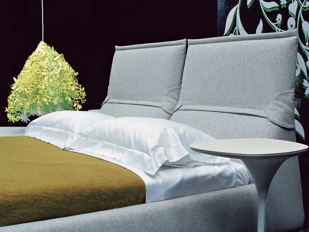 HIGHLANDS BED BY PATRICIA URQUIOLA, 2003