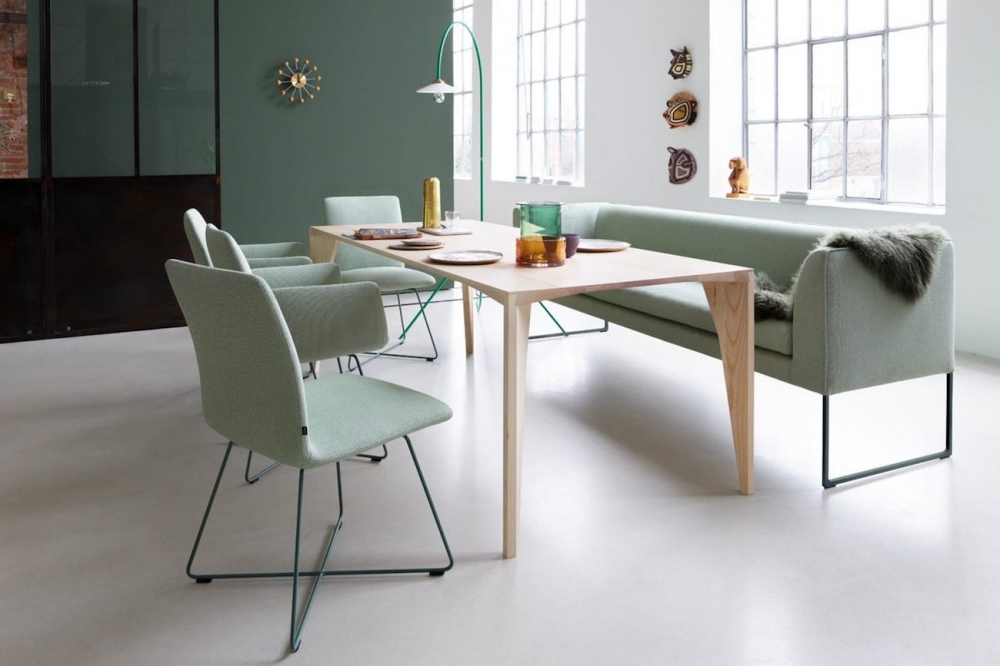 JALIS BY JEHS + LAUB