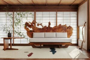 DARK MOON II RUG OF 89% BERBER WOOL, 6% WOOL AND 5% SILK BY GEORGE NAKASHIMA IN 1959