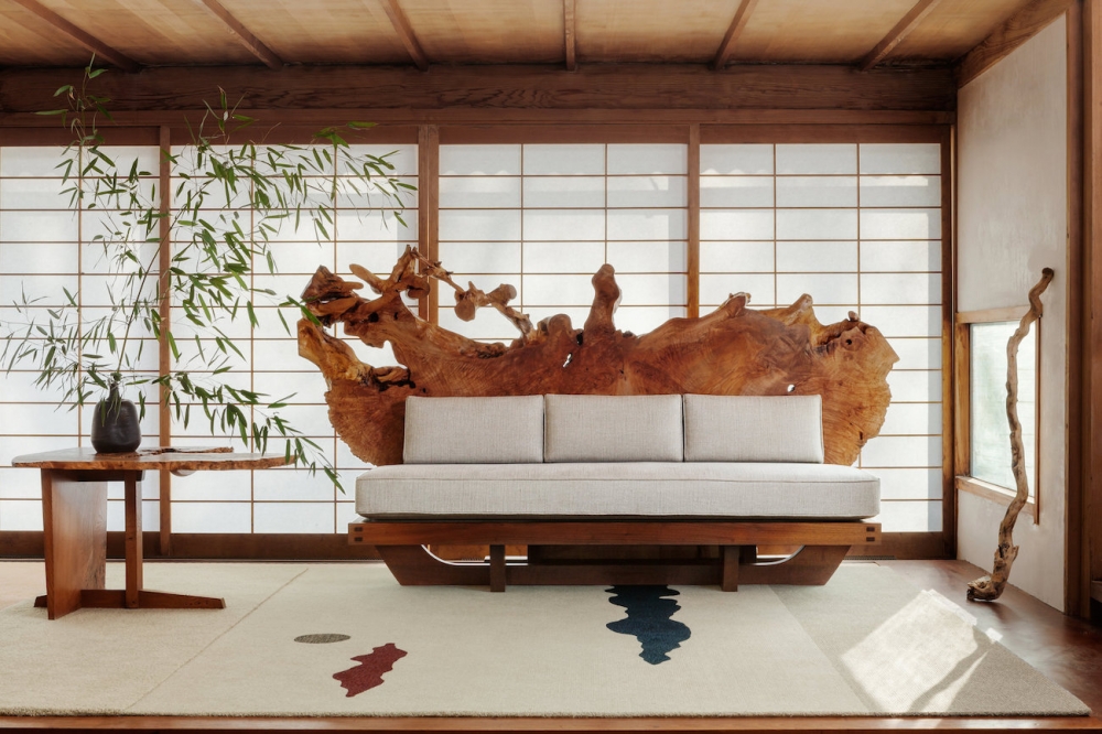 DARK MOON II RUG OF 89% BERBER WOOL, 6% WOOL AND 5% SILK BY GEORGE NAKASHIMA IN 1959