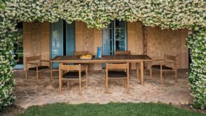 Collection in teak - TIBBO by EDWARD BARBER & JAY OSGERBY