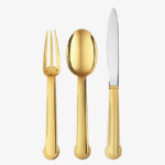 ANNECY cutlery collection. Pure lines. Precise angles. The Art Deco style, a study in elegant precision, was incorporated into the House's vocabulary in the 1920s and 30s at the initiative of Jean Puiforcat, a member of the fourth generation of the family. Jean Puiforcat, an artist of his time and a visionary businessman, then applied this art of austerity to his pitchers, boxes and tea services, inventing Art Deco silversmithing.