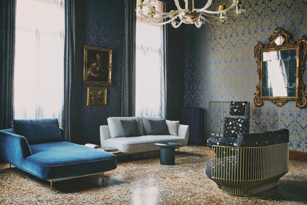 ANDES modular sofa by LUCA NICHETTO.