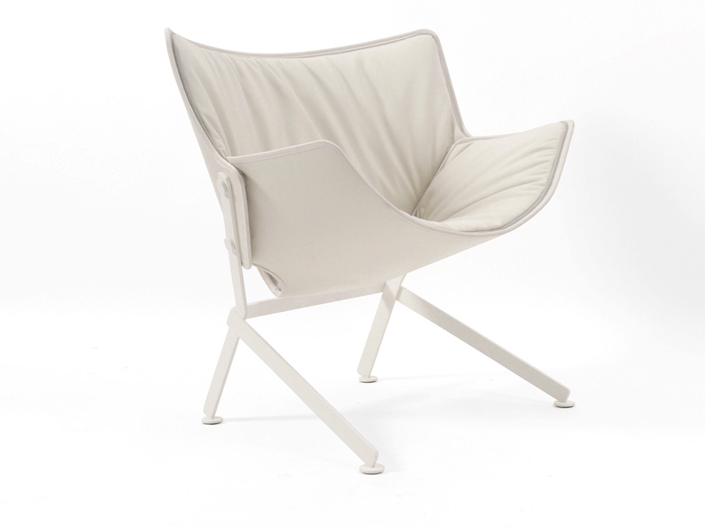 Upholstred armchair EL SANTO JIFFI - designer CHIRSTOPHE DE LA FONTAINE