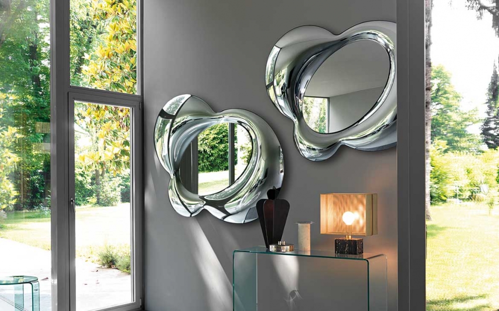 LUCY MIRROR IN FUSED GLASS BY DORIANA E MASSIMILIANO FUKSAS