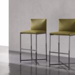 FLYNT STOOL by RODOLFO DORDONI