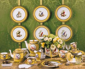 BERNARDAUD ROYALE - HISTORICAL PORCELAIN TABLEWARE JARDIN DU ROI