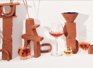 FOLIA collection echo the forest surrounding the Saint-Louis manufacture. It was there that NO√â DUCHAUFOUR-LAWRANCE found his inspiration, and decided to combine the radiance of crystal with the strength of ash wood. FOLIA is a tribute to the leaves of the Moselle forest and an ode to creative folly. Twenty-five pieces of tableware, decoration, lighting and furniture. A contemporary vision of nature.