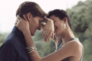 Sterling silver ring, bangle bracelets and large hoop earrings COLLECTION 925 - designer ANDR√àE PUTMAN