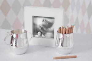 Painted wood and silver plated picture frame and baby cups BEEBEE
