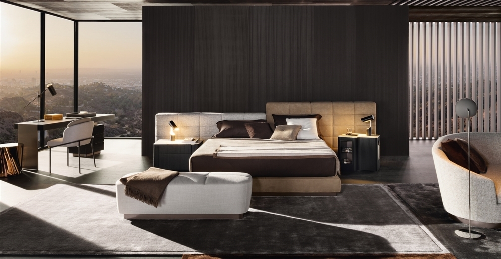 BED LAWRENCE, SWIVEL SIDE TABLES LOU, LITTLE ARMCHAIR FIL NOIR, WRITING DESK CARSON, TRAY OVERBY, RUGS DIBBETS RIM - DESIGNER RODOLFO DORDONI 2017