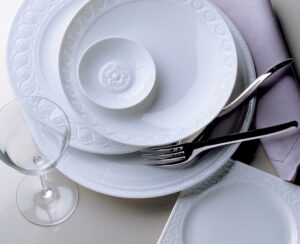PORCELAIN TABLEWARE LOUVRE