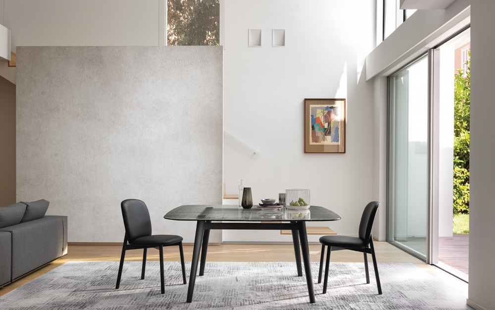 MAGMA TABLE IN FUSED GLASS BY PATRICK JOUIN