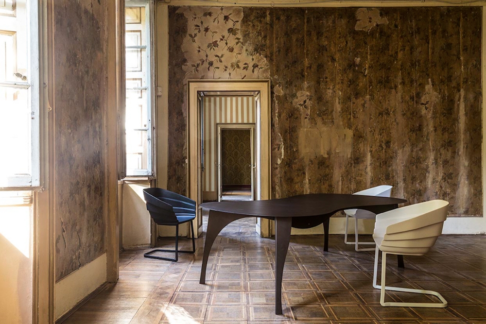 NO WASTE TABLE BY RON ARAD, 2004