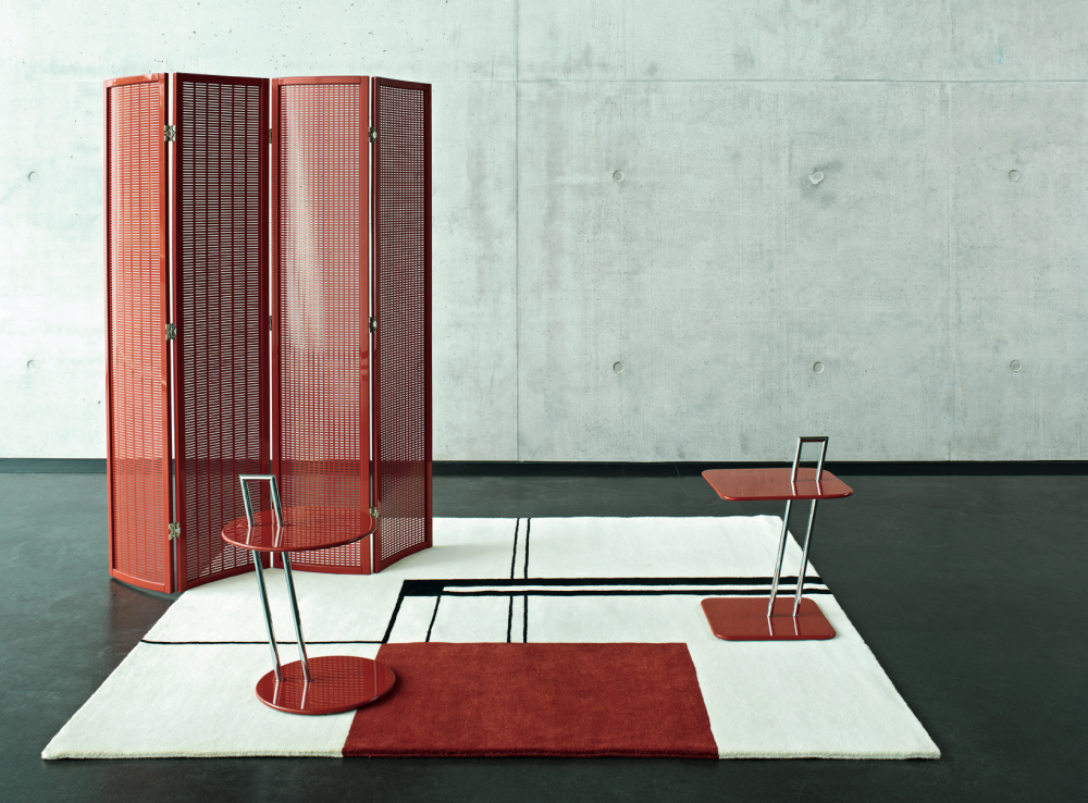 OCCASIONAL TABLE designed by EILEEN GRAY 1927.