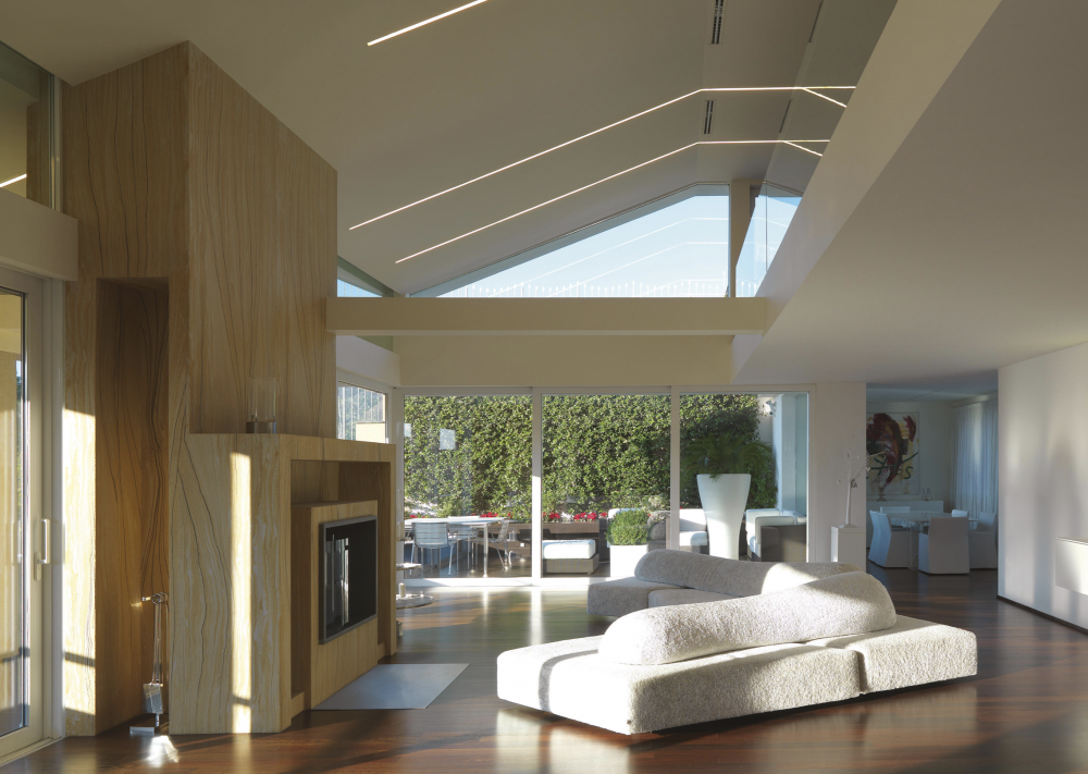 ON THE ROCKS designed by FRANSESCO BINFARIN√â.