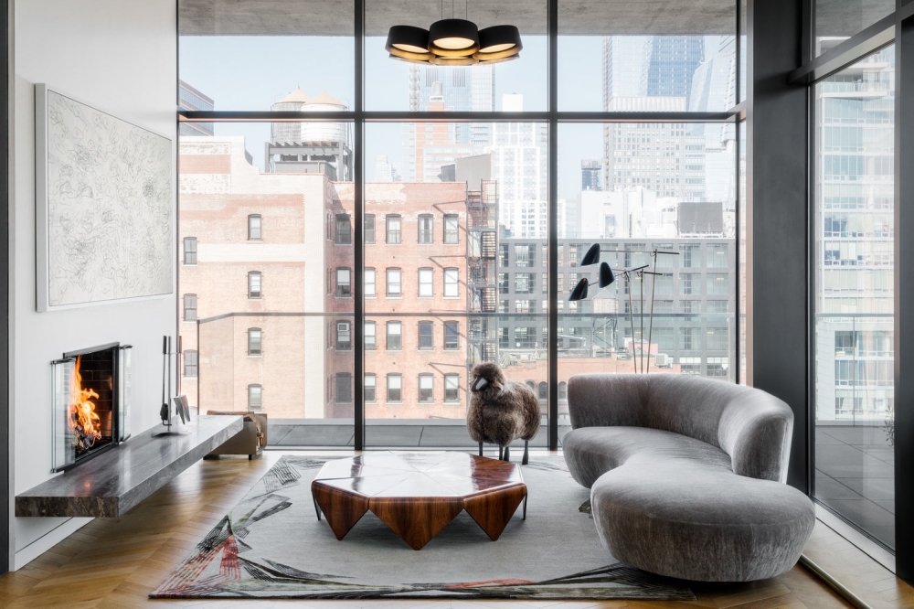 ICE CRYSTAL BORDER I RUG OF 77% WOOL AND 23% DULL SILK BY EDWARD FIELDS