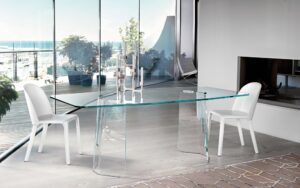 PLIƒí TABLE IN CURVED GLASS BY STUDIO KLASS