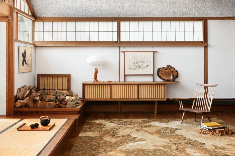 POCANTICO II RUG OF 83% SEMI-WORSTED WOOL, 15% JUTE AND 2% WOOL BY GEORGE NAKASHIMA
