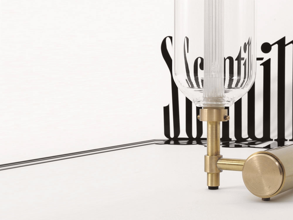 Borosilicate glass lighting system with metal base SCINTILLA - designer PIETRO RUSSO