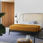 SHIKO WIEN designed by E-ggs. Shiko is a ritual exercise performed by sumo wrestlers, which involves lifting the legs and stomping hard on the floor to chase away evil spirits.