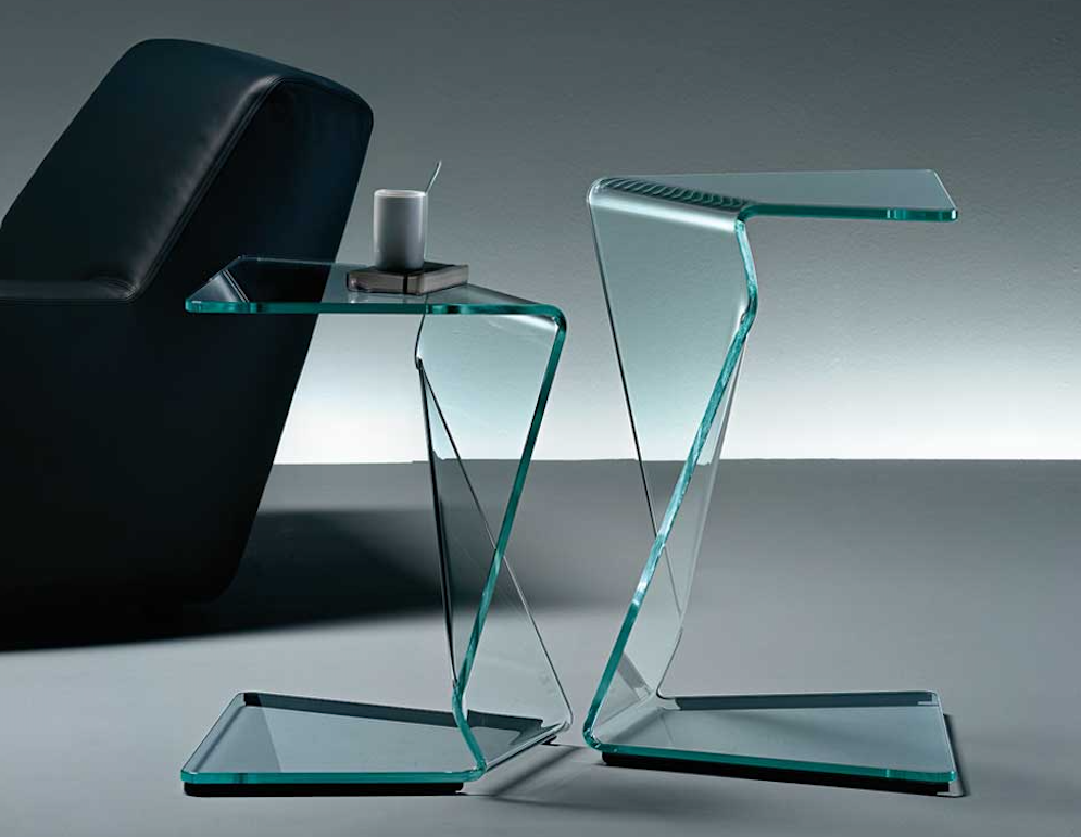 SIGMY COFFEE TABLE IN CURVED GLASS BY AQUILI ALBERG