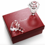 The TIP TOP gift set is the indispensable accessory for all wine enthusiasts. A pair of crystal stoppers as a gift with your favourite wine.   The ingenious TIP TOP adds a touch of glitz to every bottle, and a shade of elegance to your dinner table.