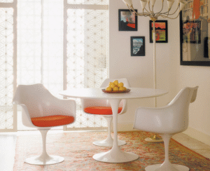 TULIP ARM CHAIR BY EERO SAARINEN 1957